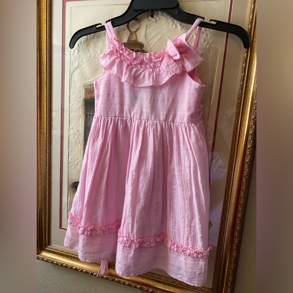 Girl’s cute summer pink upscale dress - Never worn